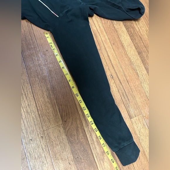 Burberry Black Crewneck Sweatshirt - Picture 7 of 10